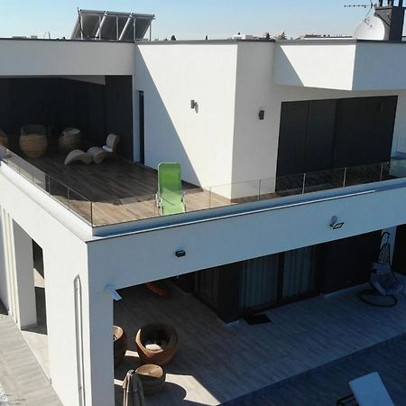 Villa Ula In Pula With Heated Pool And Sauna Exteriér fotografie